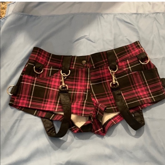 Lip Service Major ISO - Picture 1 of 13